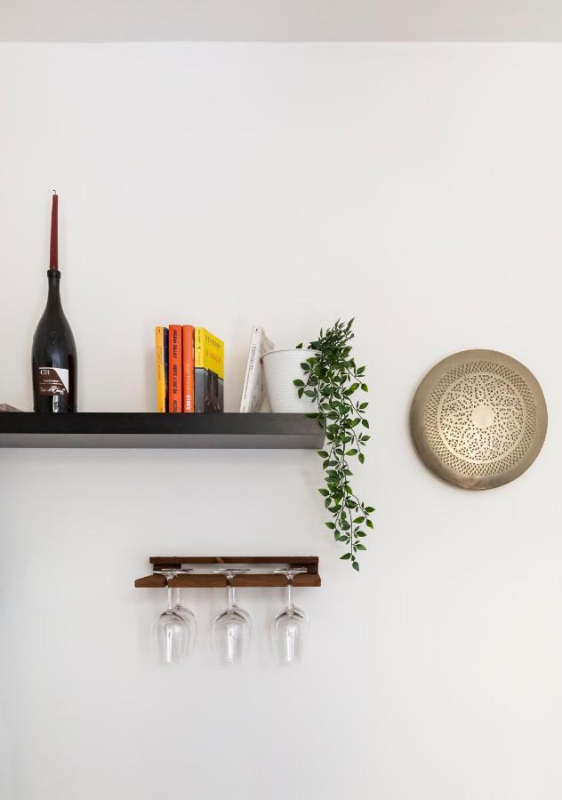 The Place, Your Place To Be - Via Tadino Appartement Milaan Buitenkant foto